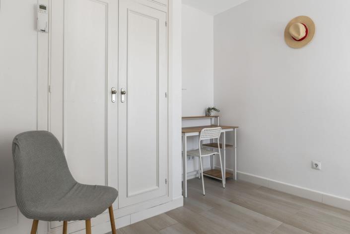 Image No.20-3 Bed Townhouse for sale