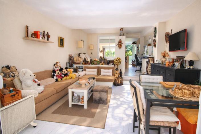 Image No.2-Studio for sale