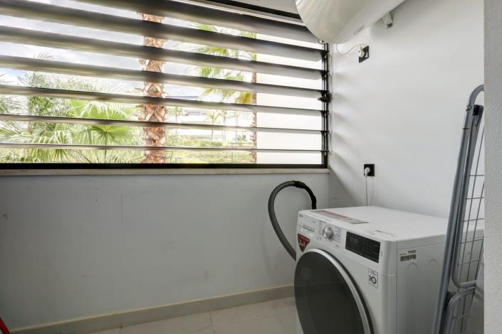 Image No.20-2 Bed Apartment for sale