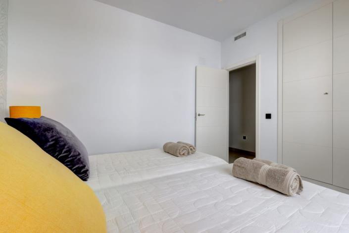 Image No.24-2 Bed Apartment for sale