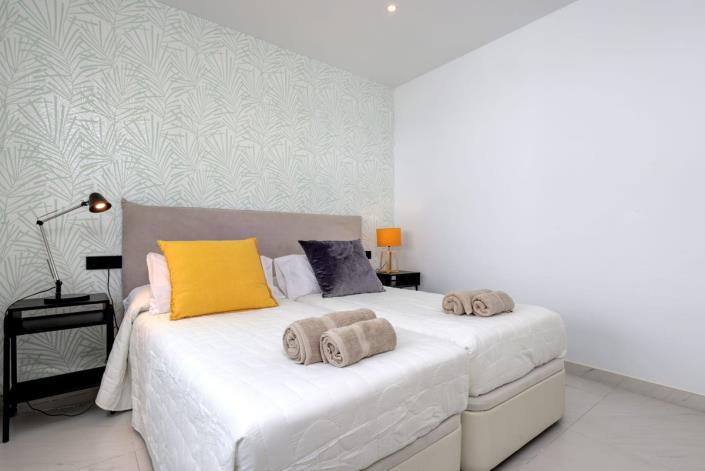 Image No.31-2 Bed Apartment for sale