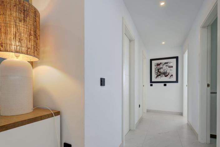 Image No.36-2 Bed Apartment for sale
