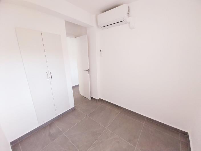 Image No.18-3 Bed Apartment for sale