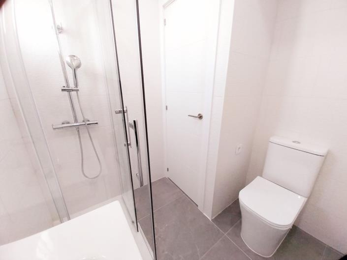 Image No.23-3 Bed Apartment for sale