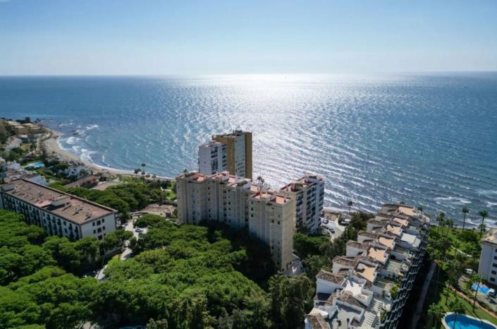 Image No.24-3 Bed Apartment for sale