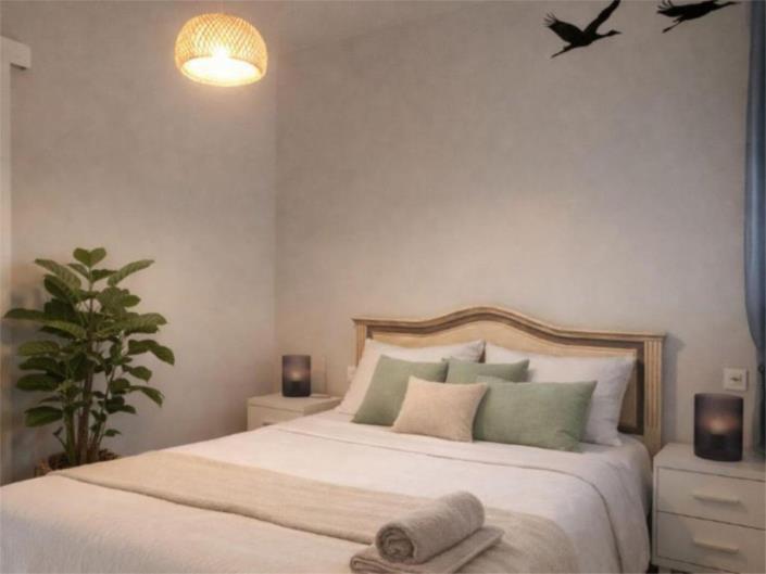 Image No.11-2 Bed Apartment for sale