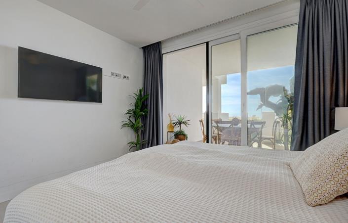 Image No.33-3 Bed Apartment for sale