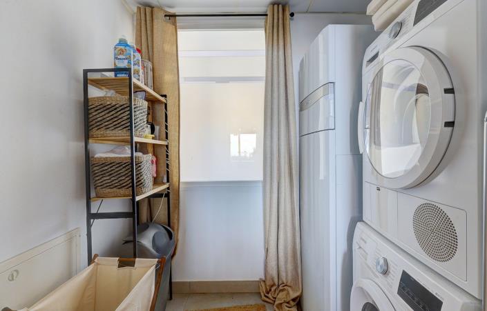 Image No.46-3 Bed Apartment for sale