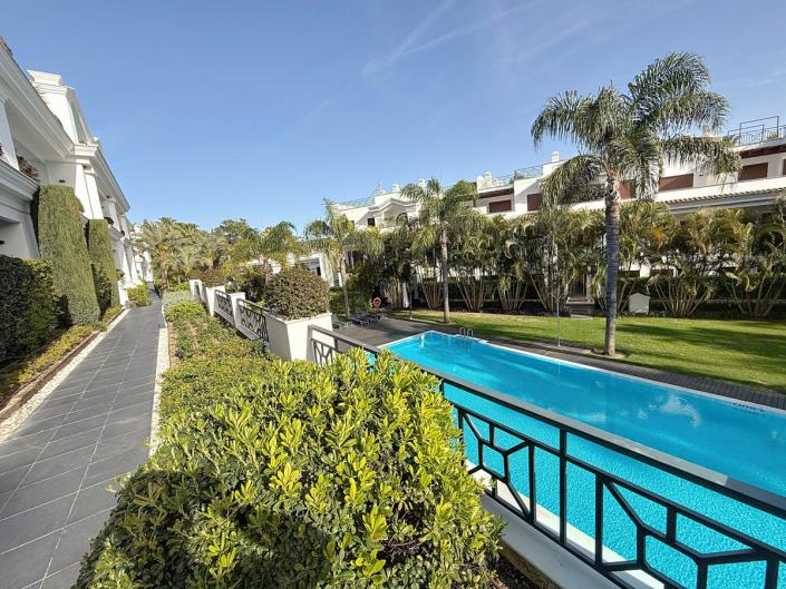 Image No.43-Appartement de 2 chambres à vendre à Estepona