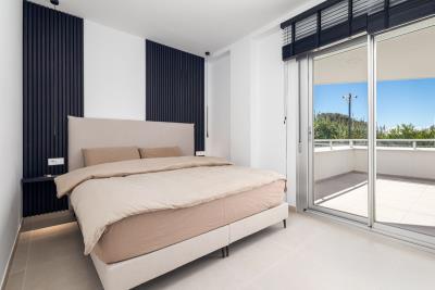 12-53013098fcab6c38b1379cd33298e050