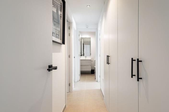 Image No.21-3 Bed Apartment for sale