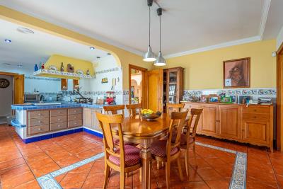 15-11d12f2f454f2f5e9b981fdd8b901d51