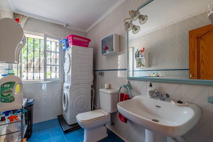 Image No.19-Villa de 6 chambres à vendre à Benalmadena