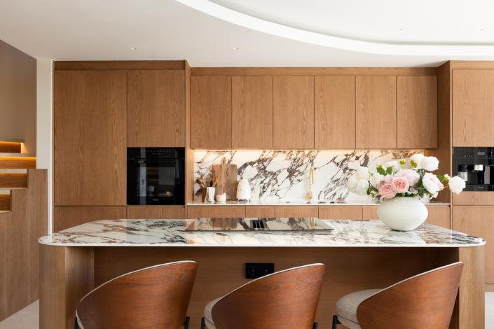 Image No.7-4 Bed Townhouse for sale