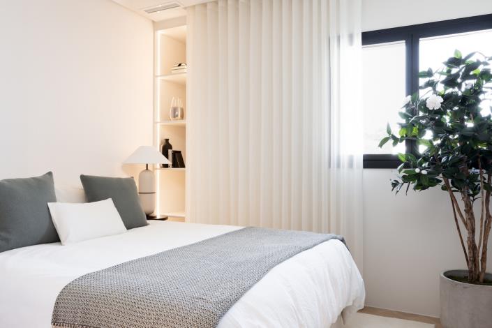 Image No.23-4 Bed Townhouse for sale