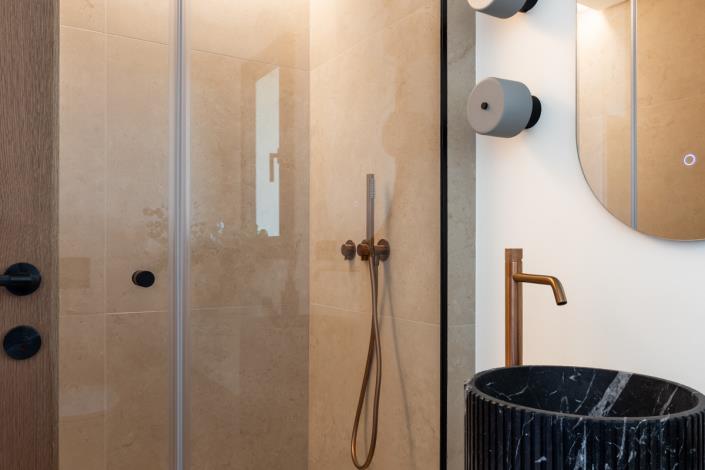 Image No.24-4 Bed Townhouse for sale