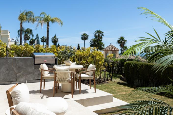 Image No.28-4 Bed Townhouse for sale