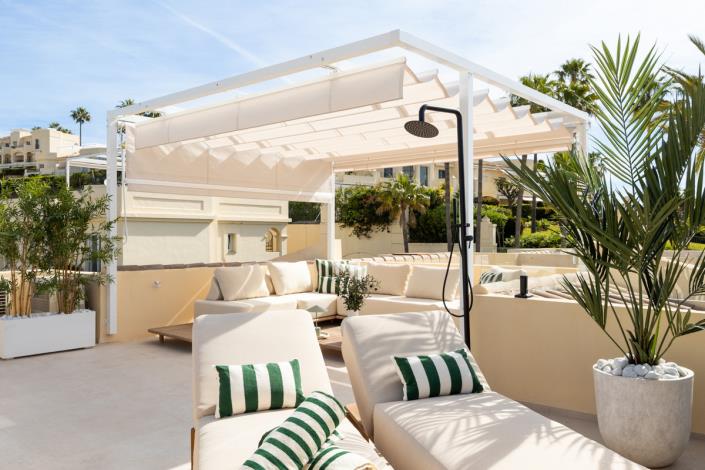 Image No.32-4 Bed Townhouse for sale