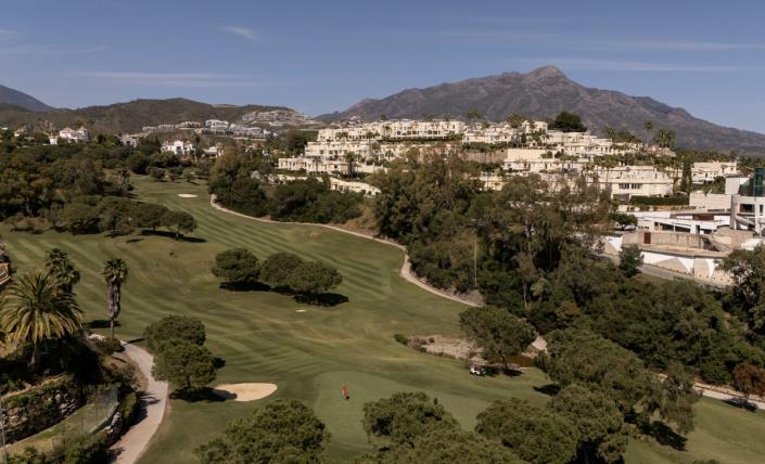 Image No.38-4 Bed Townhouse for sale