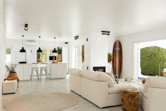 Image No.9-3 Bed Villa for sale