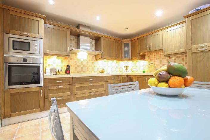 Image No.7-3 Bed Apartment for sale