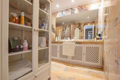 13-5fd73dea700db77384c091ca9818b1a9