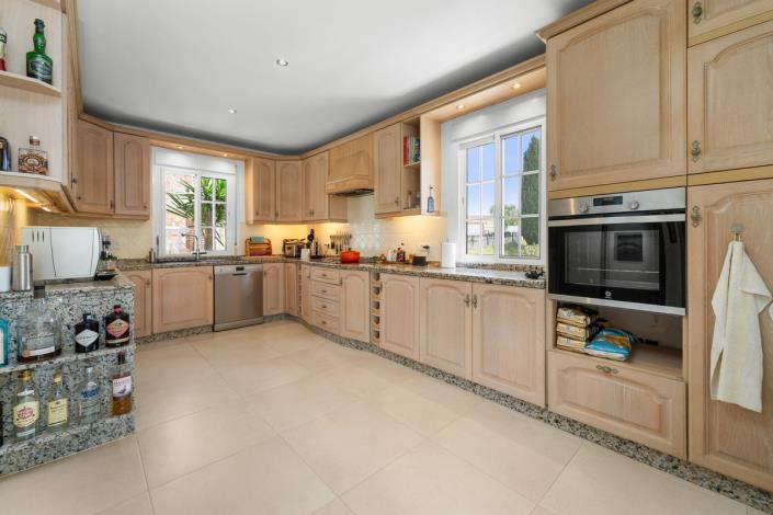 Image No.7-4 Bed Villa for sale