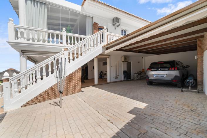 Image No.24-4 Bed Villa for sale