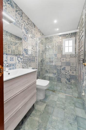 Image No.23-4 Bed Villa for sale