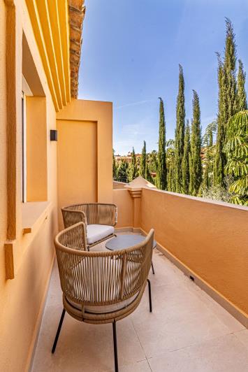 Image No.23-3 Bed Townhouse for sale