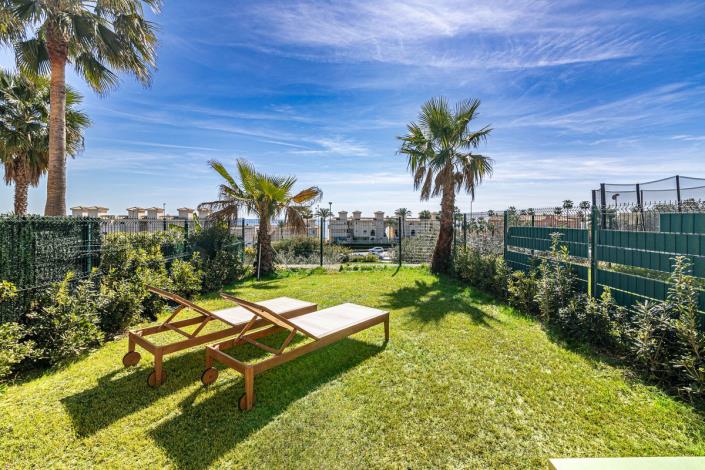 Image No.26-3 Bed Townhouse for sale