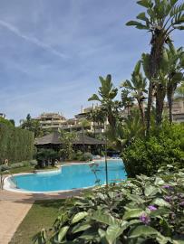 1-7980e48d732b6fc85c14b43b94d2aa54