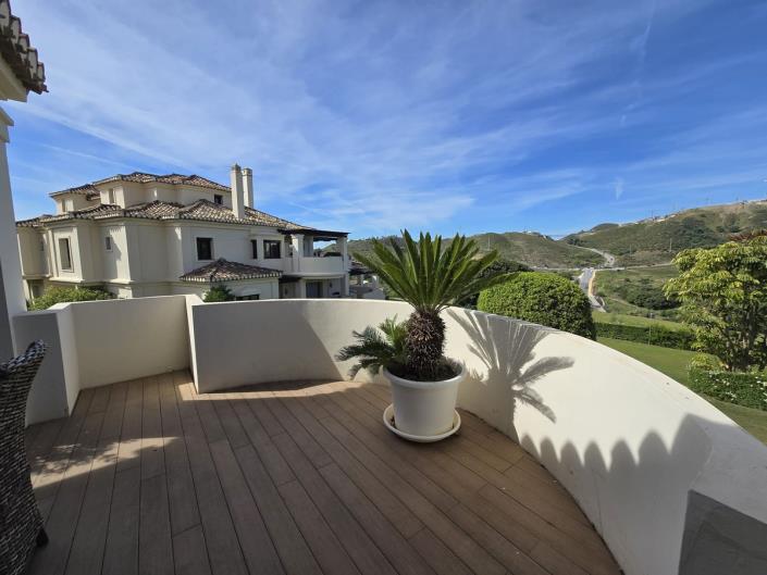 Image No.9-2 Bed Apartment for sale