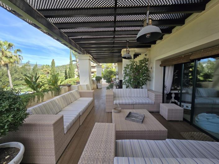 Image No.10-2 Bed Apartment for sale