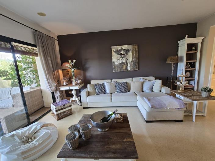 Image No.25-2 Bed Apartment for sale