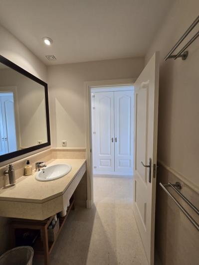 Image No.35-2 Bed Apartment for sale