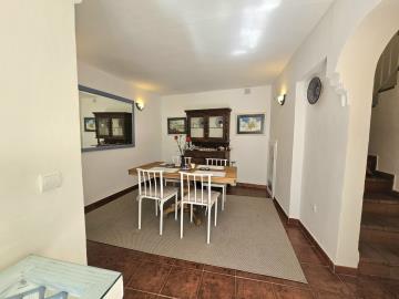 4-c23c0f86247804fa50226aecd8b0b2c8