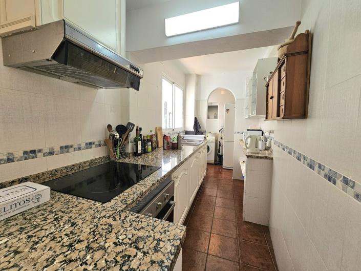 Image No.10-2 Bed Townhouse for sale