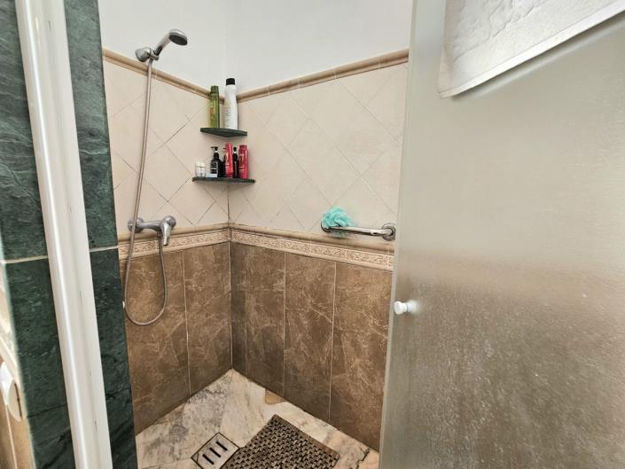 Image No.23-2 Bed Townhouse for sale