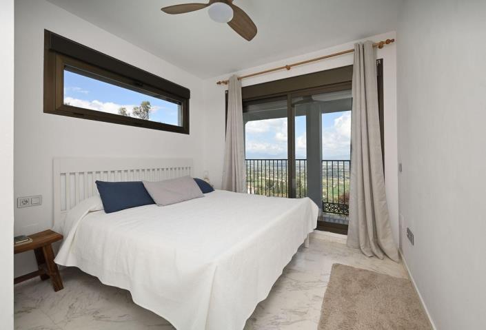 Image No.4-3 Bed Semi-Detached for sale