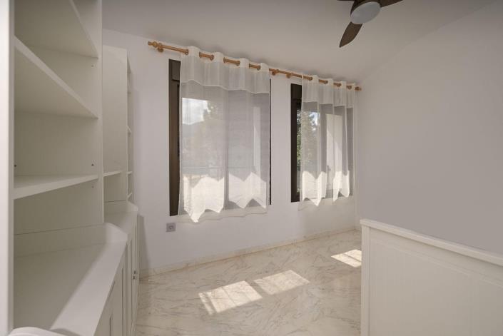 Image No.8-3 Bed Semi-Detached for sale