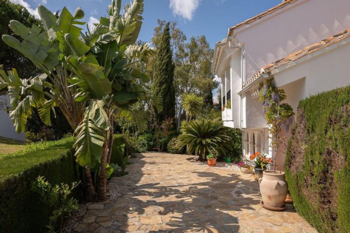 Image No.13-3 Bed Semi-Detached for sale