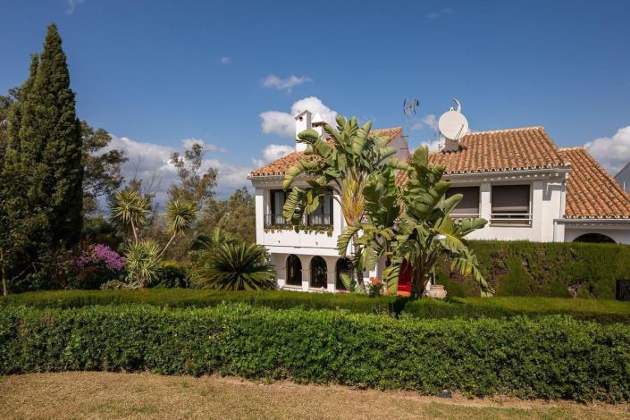 Image No.27-3 Bed Semi-Detached for sale