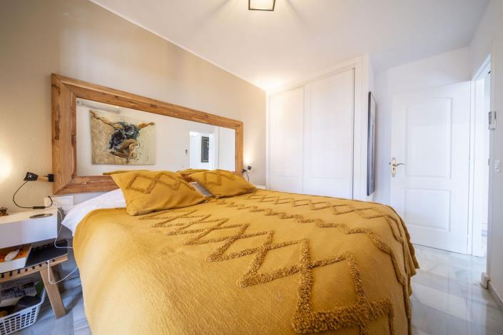 Image No.10-2 Bed Apartment for sale