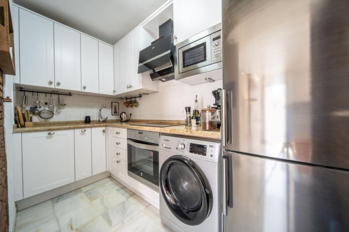 Image No.12-2 Bed Apartment for sale