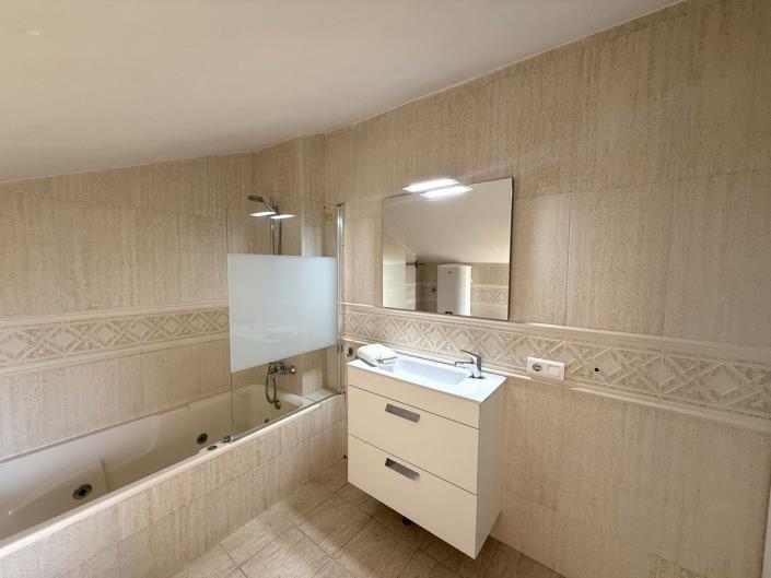 Image No.13-3 Bed Penthouse for sale