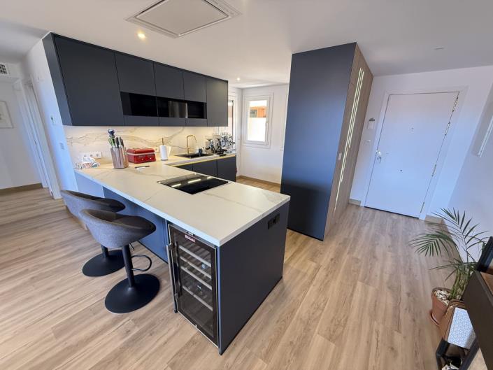 Image No.2-2 Bed Apartment for sale