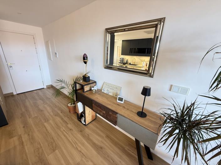 Image No.6-2 Bed Apartment for sale