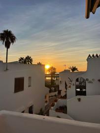 11-20939a0134ad724a8cb2a801094d15a4