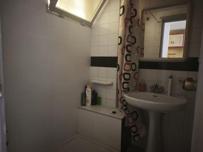 Image No.8-Studio for sale